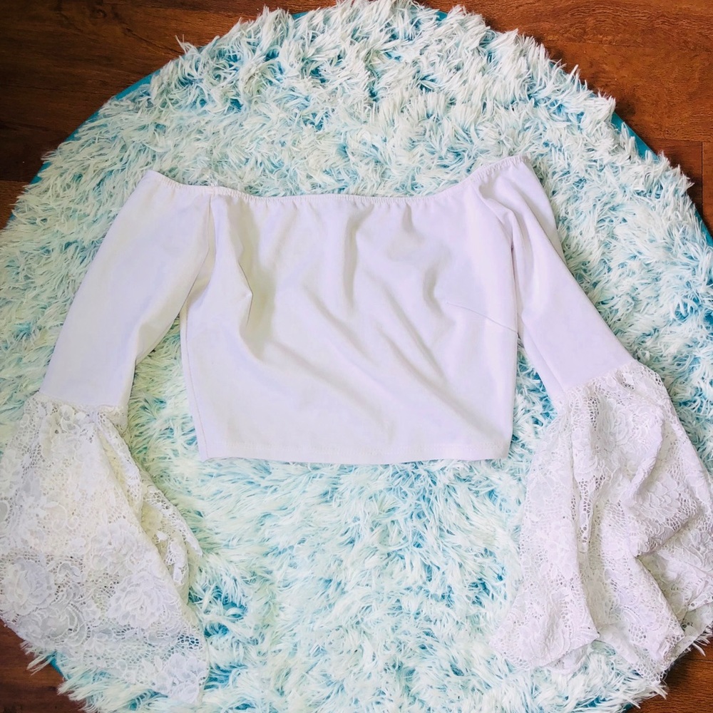 ❣️Super Cute Crop Top❣️